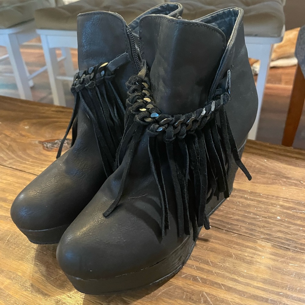 Sbicca Black Zepp Fringe Bootie